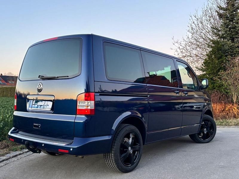 Gebraucht VW Multivan Edition 131 PS (96 kW) 2008 Blau Van