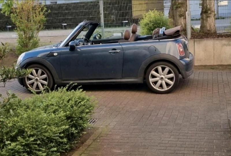 Blau Gebraucht 2009 Mini Cooper Cabriolet Cabrio | 4.500 € (Guter Preis) - Bild 1/4