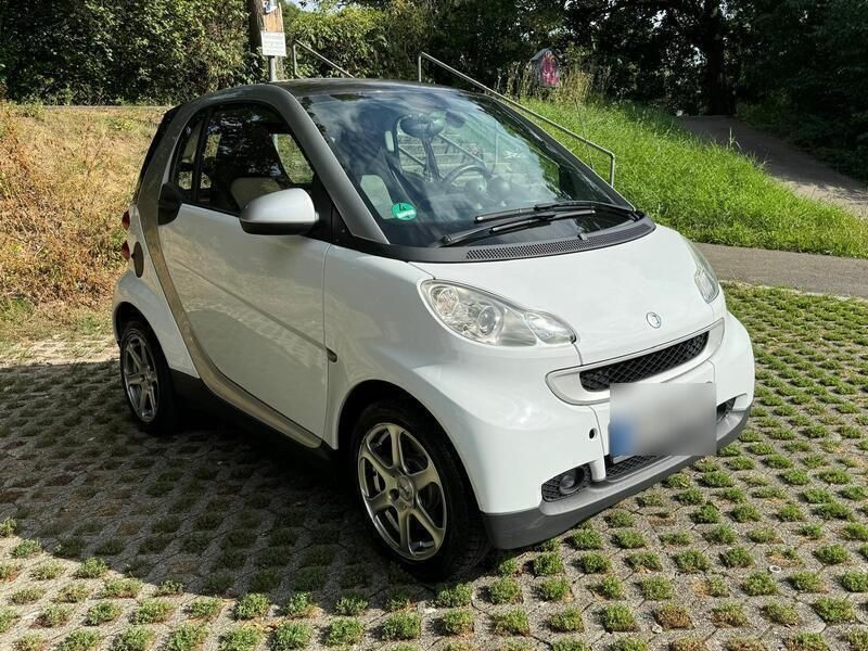 Weiß Gebraucht 2008 Smart ForTwo Coupé Kleinwagen | 3.999 € (Fairer Preis) - Bild 1/4