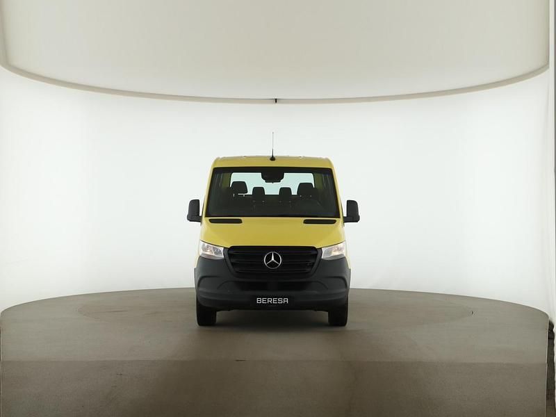 Używany Mercedes Sprinter 150 KM (110 kW) 2021 Żółty Van