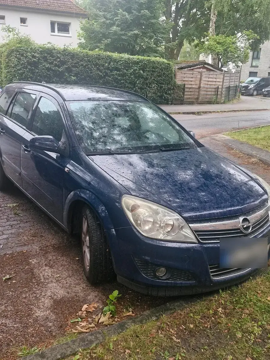 Gebraucht Opel Astra 101 PS (74 kW) 2007 Blau Kombi