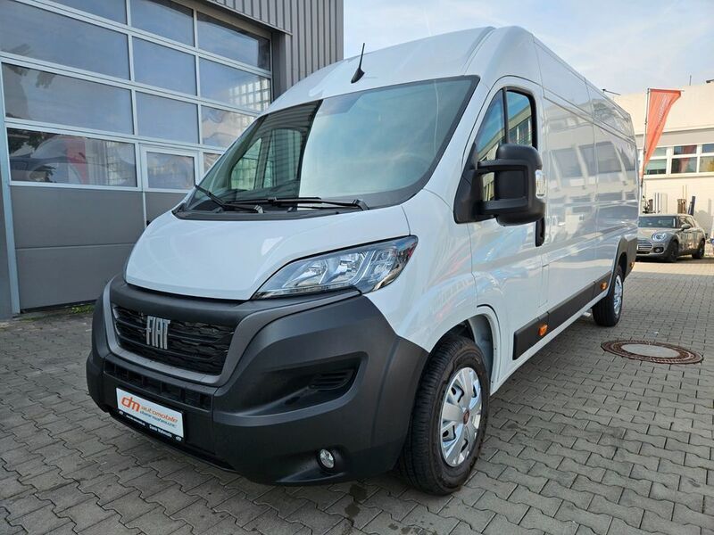 Weiß Gebraucht 2024 Fiat Ducato Van | 32.725 € - Bild 1/4