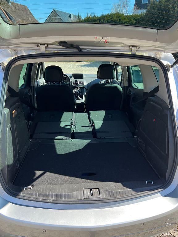 Gebraucht Opel Meriva 120 PS (88 kW) 2017 Weiß Van / Kleinbus