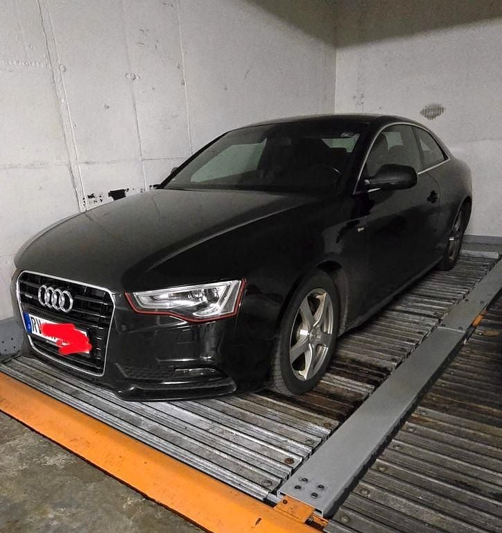 Schwarz Gebraucht 2009 Audi A5 Sport Coupé | 6.800 € (Guter Preis) - Bild 1/4