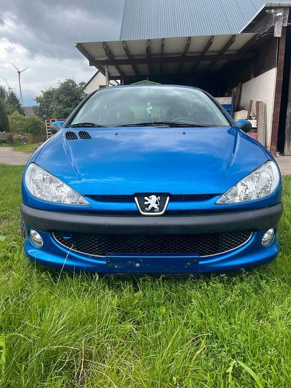 Blau Gebraucht 2008 Peugeot 206 Limousine | 2.000 € (Fairer Preis) - Bild 1/4