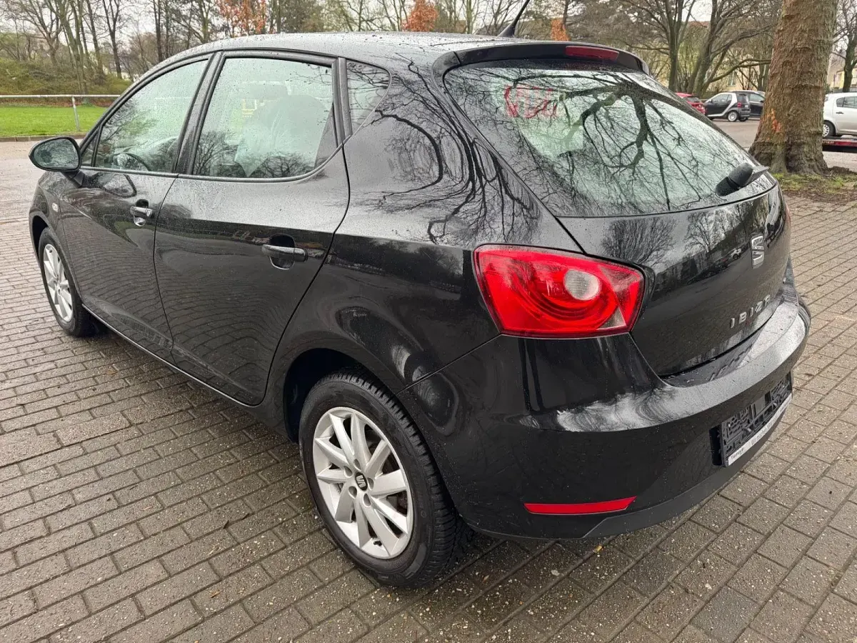 Gebraucht Seat Ibiza Style 69 PS (50 kW) 2014 Schwarz Limousine
