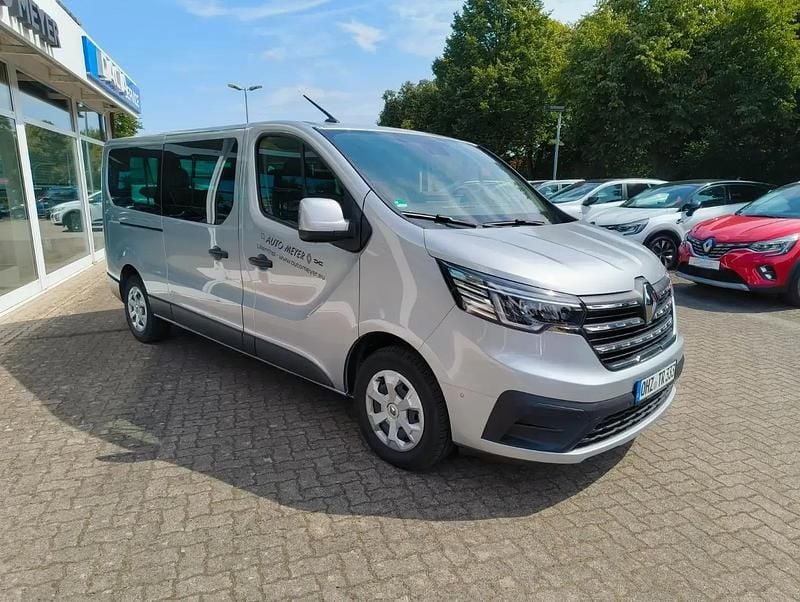 Gebraucht Renault Trafic 110 PS (80 kW) 2023 Grau Van / Kleinbus