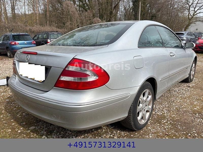 Gebraucht Mercedes CLK240 Elegance 170 PS (125 kW) 2003 Silber Coupé