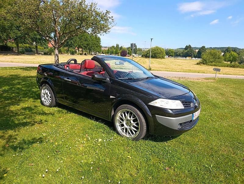 Gebraucht Renault Mégane Cabriolet Dynamique 163 PS (119 kW) 2006 Schwarz Cabrio