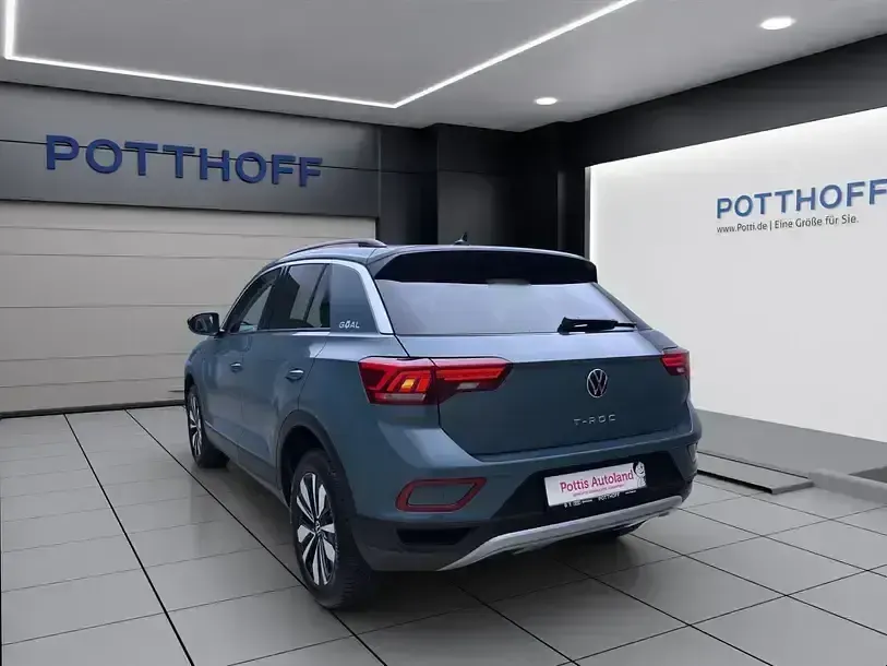 Gebraucht VW T-Roc Goal 116 PS (85 kW) 2025 Petroleum blue metallic SUV