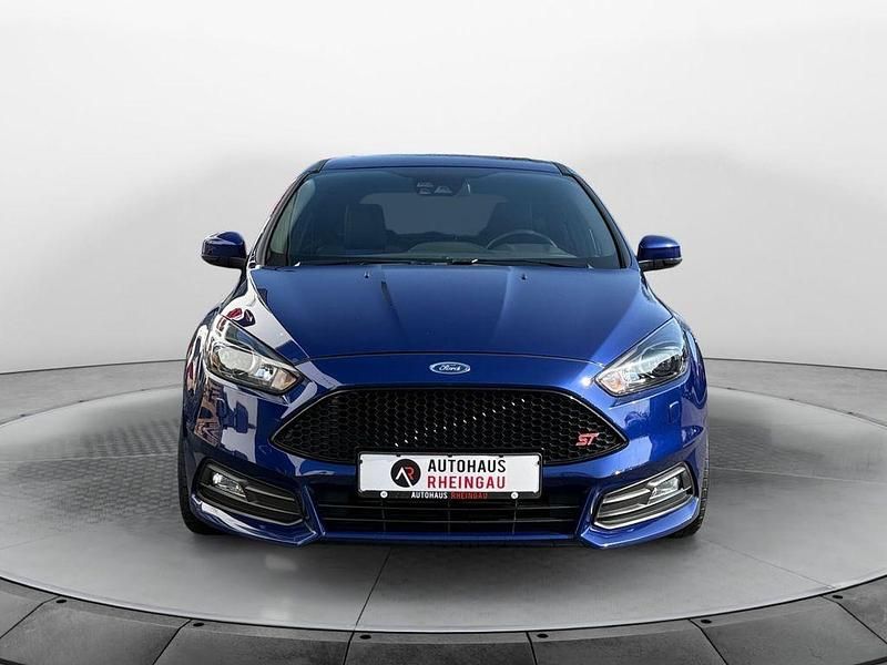 Gebraucht Ford Focus ST 250 PS (183 kW) 2018 Blau Limousine