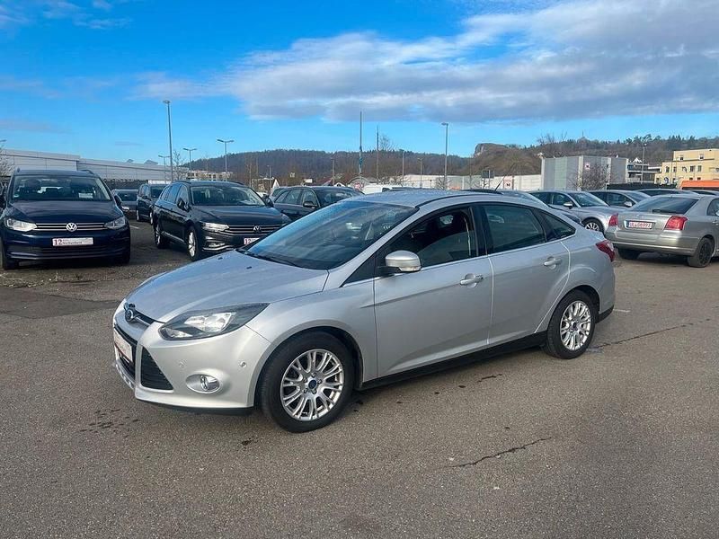 Gebraucht Ford Focus Titanium 125 PS (91 kW) 2011 Silber Limousine