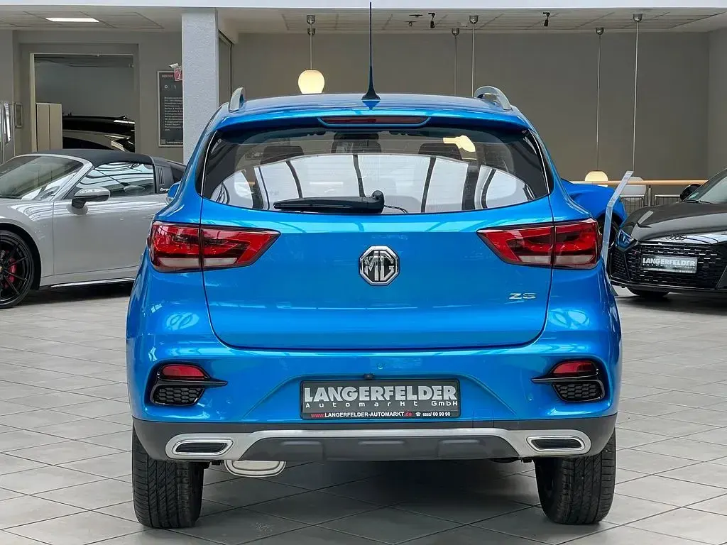 Gebraucht MG ZS Luxury 111 PS (81 kW) 2024 Como blue SUV