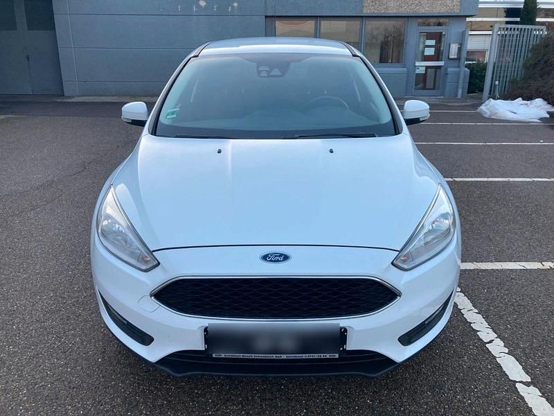 Gebraucht Ford Focus Business Edition 150 PS (110 kW) 2016 Weiß Kombi