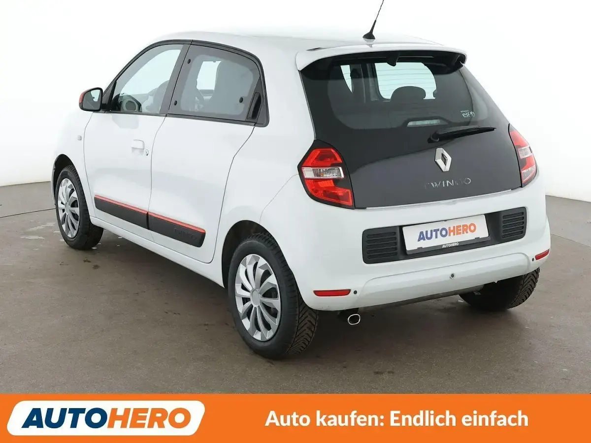 Gebraucht Renault Twingo Experience 69 PS (50 kW) 2016 Weiß Kleinwagen