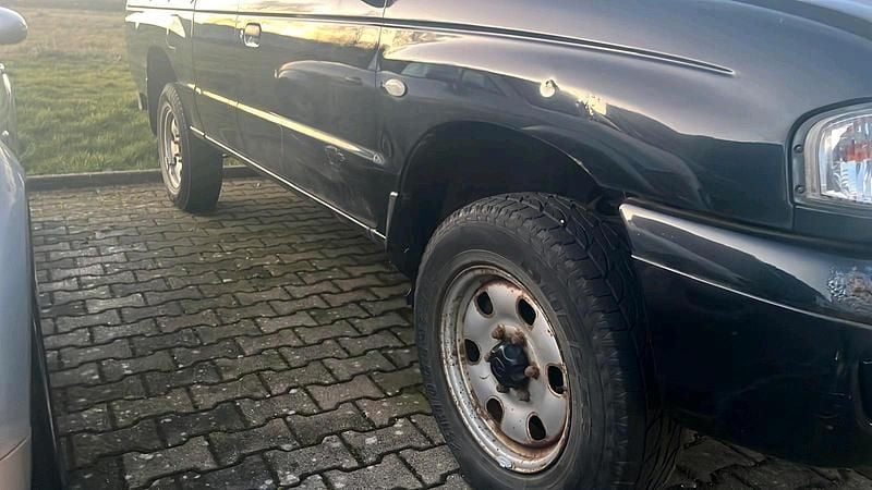 Gebraucht Mazda B Series 116 PS (85 kW) 2005 Schwarz Pickup