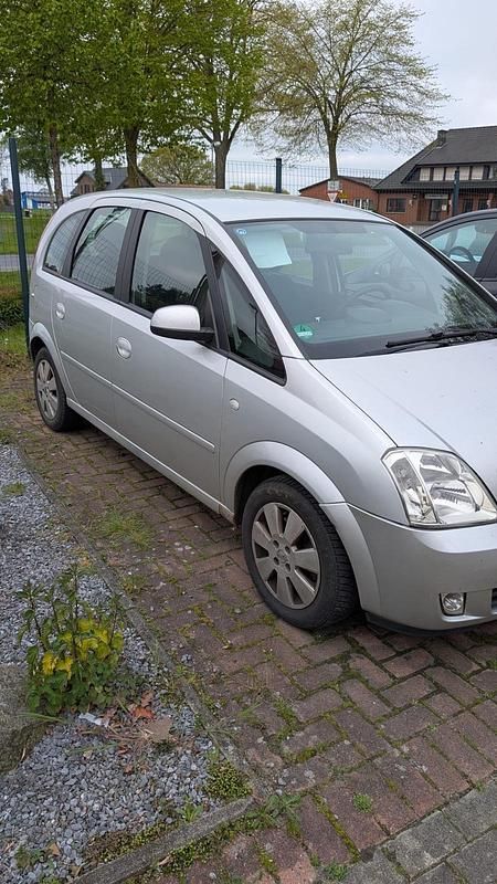 Second-hand Opel Meriva 101 CP (74 kW) 2004 Argintiu Monovolum
