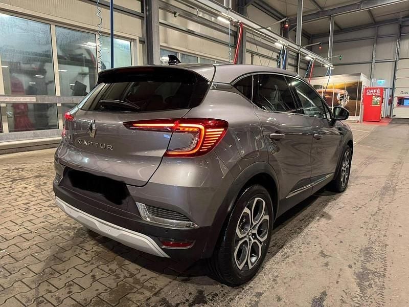 Gebraucht Renault Captur Techno 158 PS (116 kW) 2023 Grau SUV