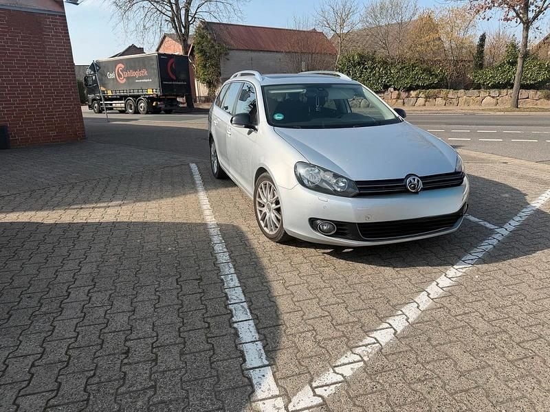 Gebraucht VW Golf VI Style 122 PS (89 kW) 2011 Grau Kleinwagen