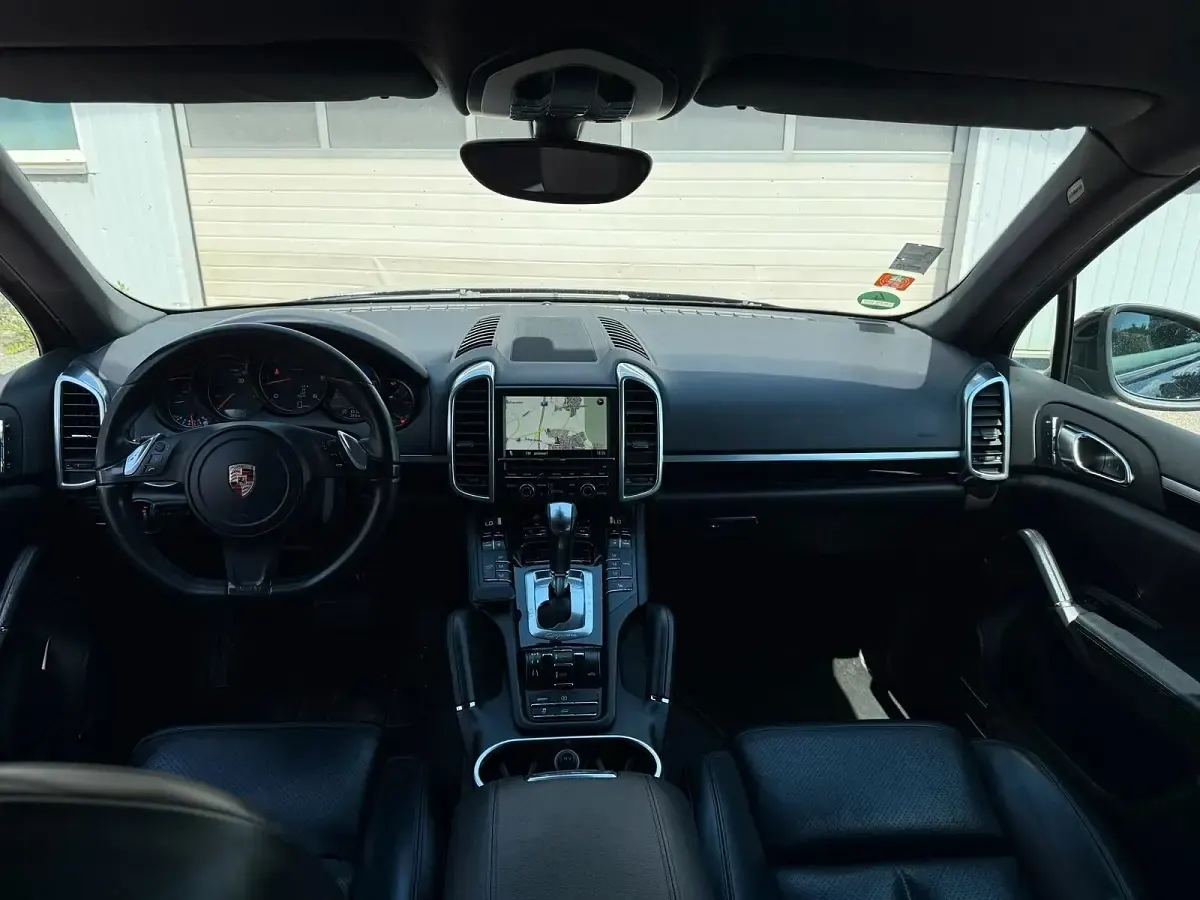 Gebraucht Porsche Cayenne 245 PS (180 kW) 2012 Schwarz SUV