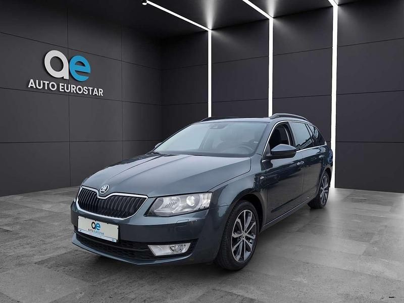 Grau Gebraucht 2015 Skoda Octavia Business Line Kombi | 9.950 € (Guter Preis) - Bild 1/4