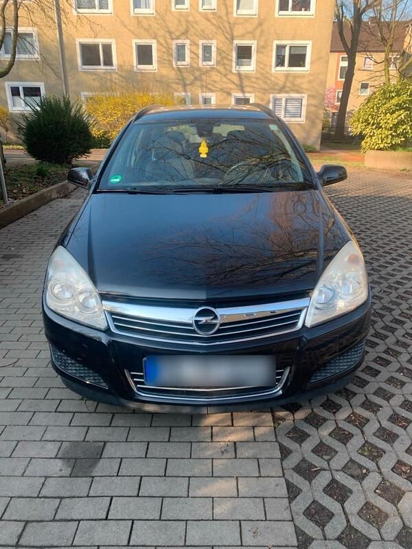Schwarz Gebraucht 2007 Opel Astra Kombi | 1.600 € (Guter Preis) - Bild 1/4