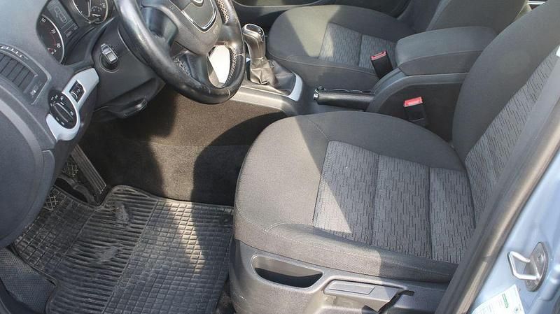 Gebraucht Skoda Octavia Impuls Edition 105 PS (77 kW) 2011 Blau Kombi