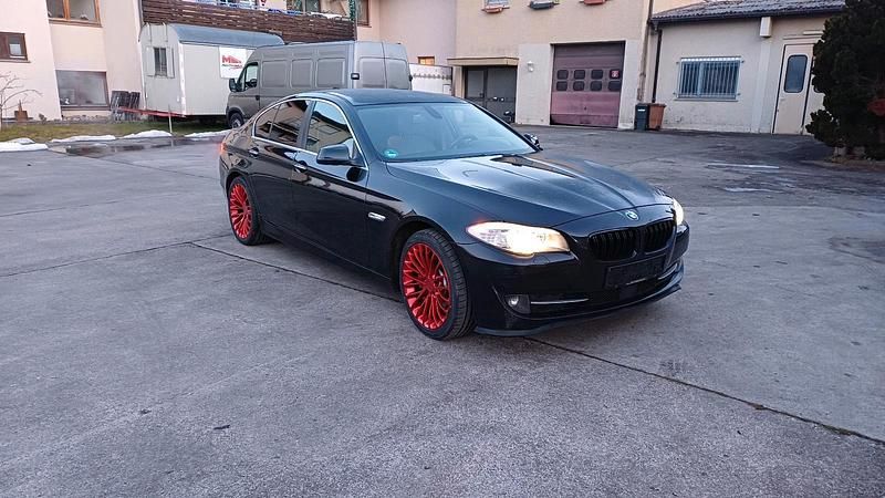 Gebraucht BMW 530 272 PS (200 kW) 2011 Schwarz Limousine