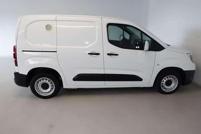 Gebraucht Opel Combo Edition 102 PS (75 kW) 2021 Weiß Van / Kleinbus