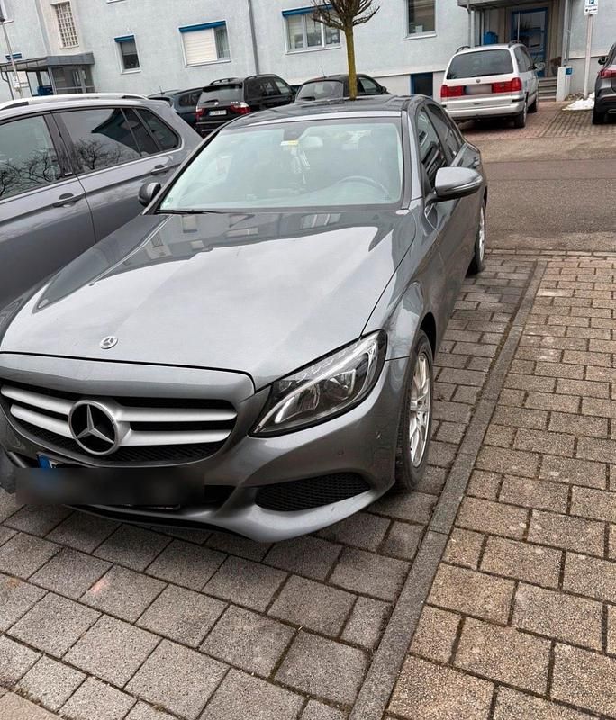 Gebraucht Mercedes C200 136 PS (100 kW) 2017 Gelb Kleinwagen