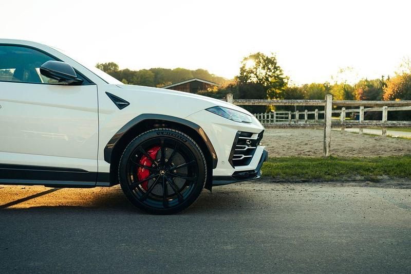 Gebraucht Lamborghini Urus 650 PS (478 kW) 2019 Weiß SUV