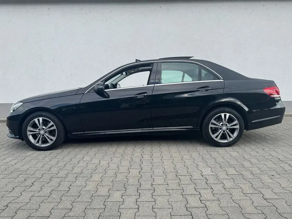 Gebraucht Mercedes E350 Avantgarde 252 PS (185 kW) 2014 Schwarz Limousine