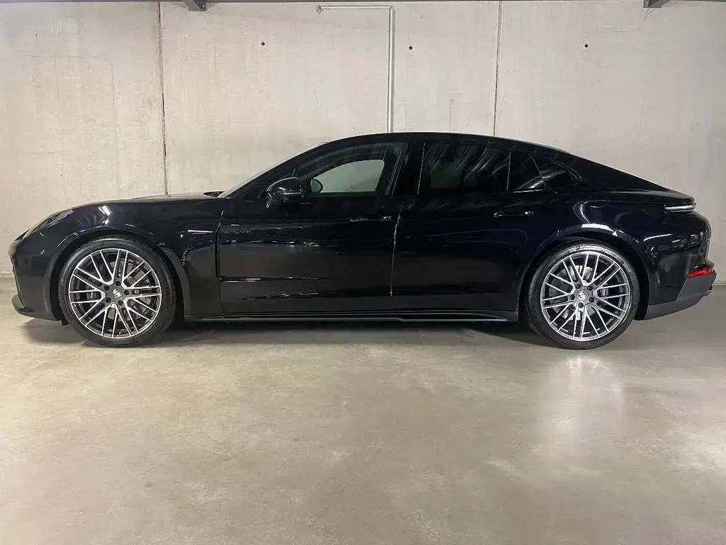 Gebraucht Porsche Panamera 4 470 PS (345 kW) 2026 Schwarz Kleinwagen