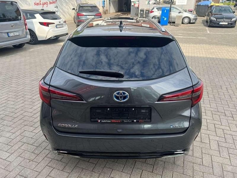 Neu Toyota Corolla 179 PS (131 kW) 2026 Grey metallic Kombi