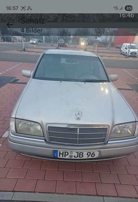 Gebraucht Mercedes 180 122 PS (89 kW) 1997 Silber Limousine