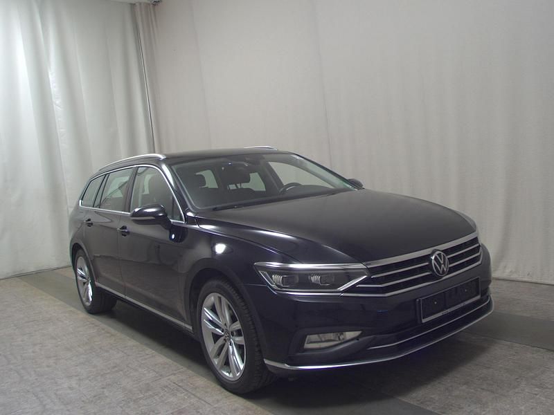 Gebraucht VW Passat Elegance 190 PS (139 kW) 2020 Schwarz Kombi