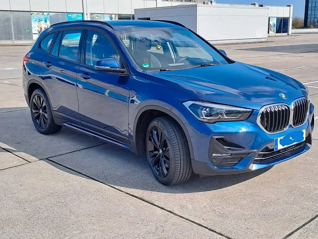 Gebraucht BMW X1 Sport Line 190 PS (139 kW) 2021 Blau SUV