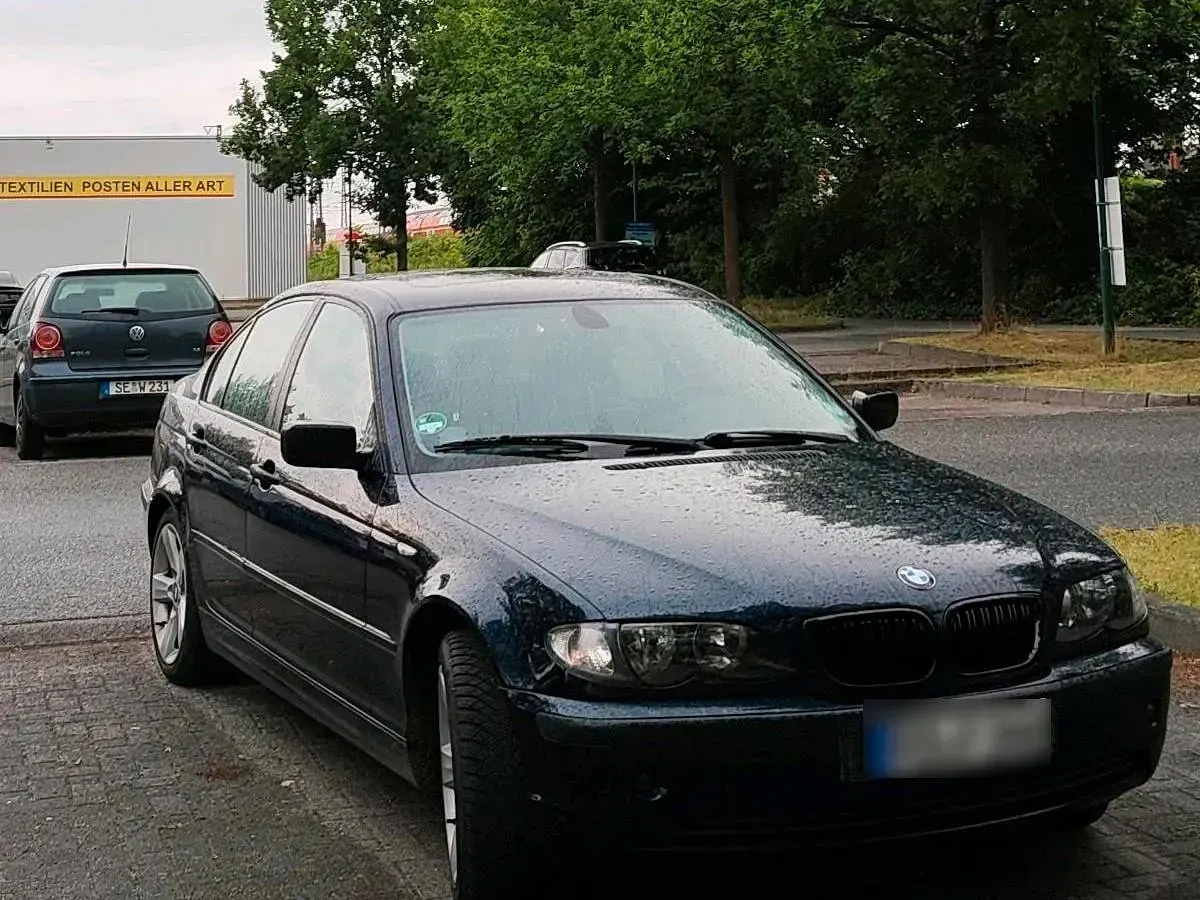 Gebraucht BMW 316 116 PS (85 kW) 2004 Blau Limousine