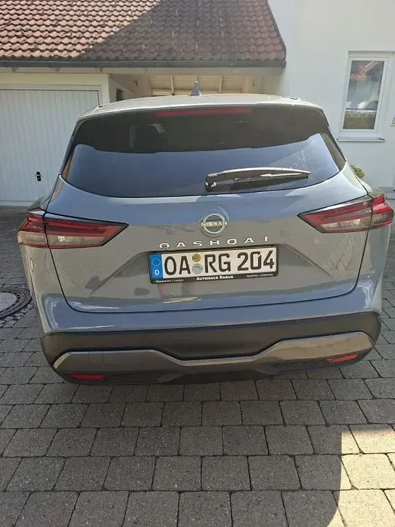 Gebraucht Nissan Qashqai Tekna 158 PS (116 kW) 2024 Grau SUV