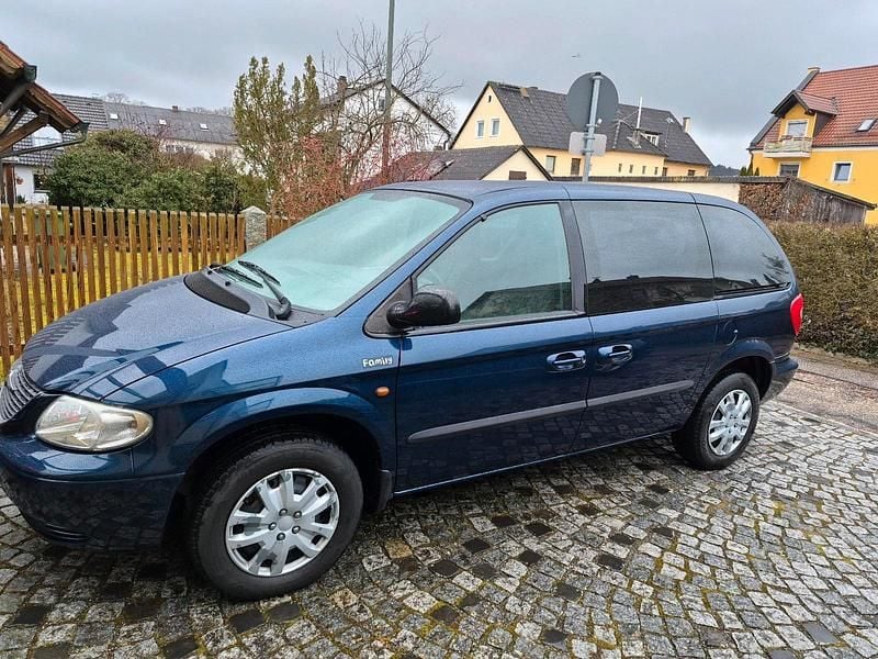 Gebraucht Chrysler Voyager 147 PS (108 kW) 2003 Blau Van / Kleinbus