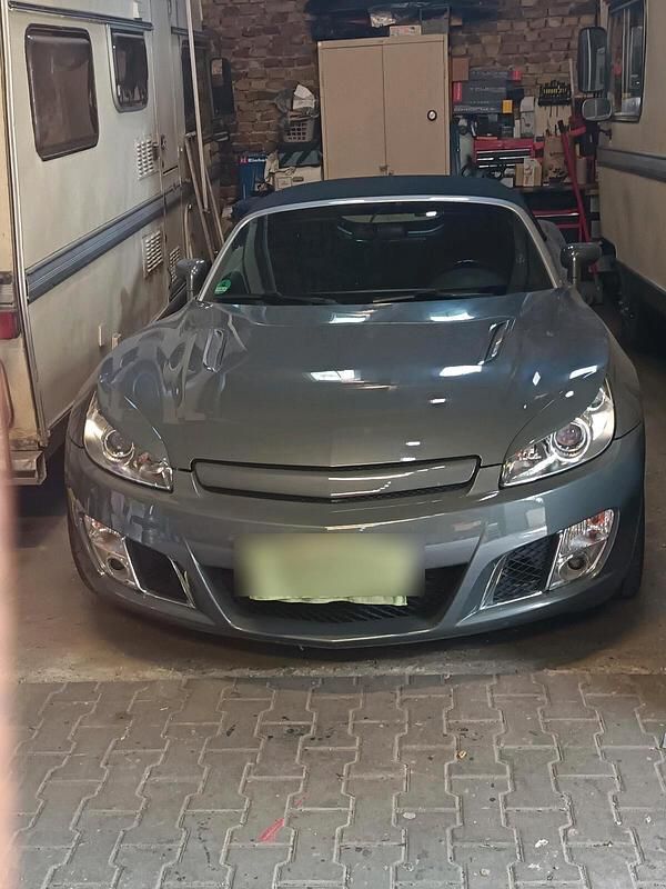 Grau Gebraucht 2008 Opel GT Cabrio | 17.000 € (Teuer) - Bild 1/3