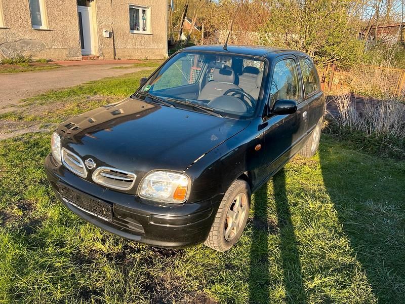 Gebraucht Nissan Micra 60 PS (44 kW) 2002 Schwarz Kleinwagen