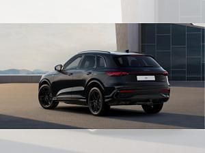 Neu Audi Q5 Ambiente 204 PS (150 kW) 2025 Schwarz (mythosschwarz metallic) SUV