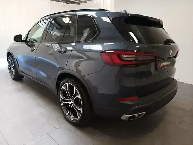 Gebraucht BMW X5 Comfort Edition 286 PS (210 kW) 2022 Grau SUV