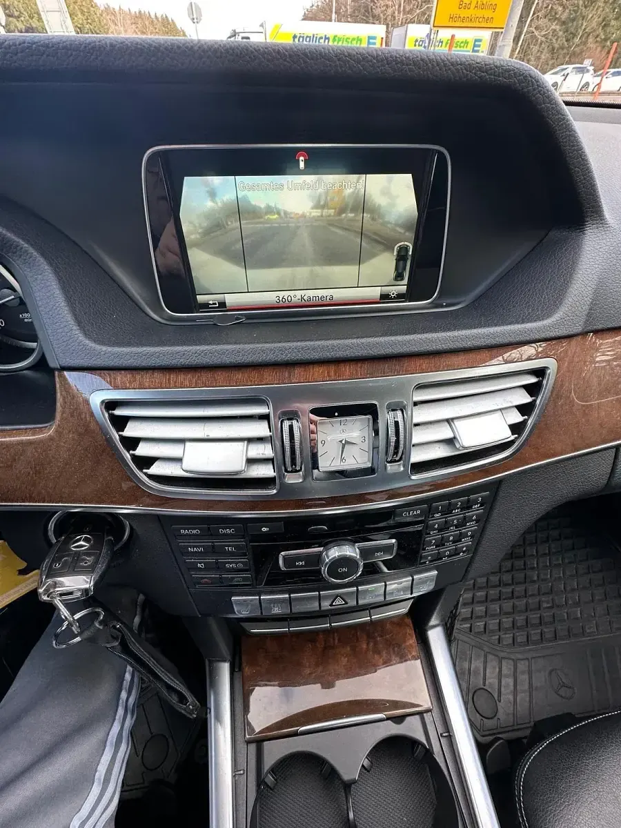 Gebraucht Mercedes E350 258 PS (189 kW) 2014 Grau Limousine