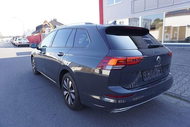 Gebraucht VW Golf VIII Move 150 PS (110 kW) 2023 Grau Kombi