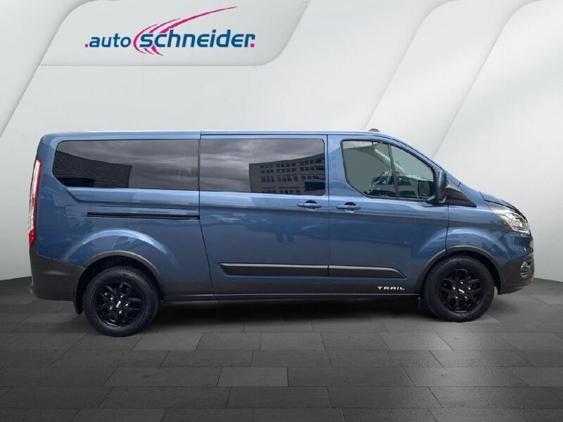 Gebraucht Ford Transit Custom Trend 131 PS (96 kW) 2023 Chromablau metallic (metallic) Kombi