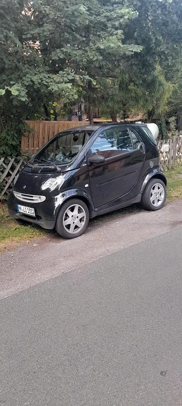 Schwarz Gebraucht 2003 Smart ForTwo Coupé Kleinwagen | 1.050 € (Superpreis) - Bild 1/4