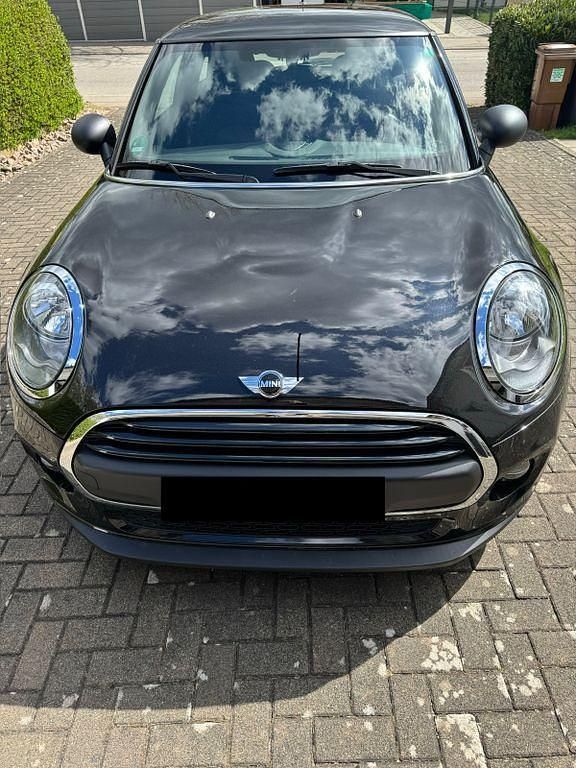 Second-hand Mini ONE 102 CP (75 kW) 2017 Negru Hatchback