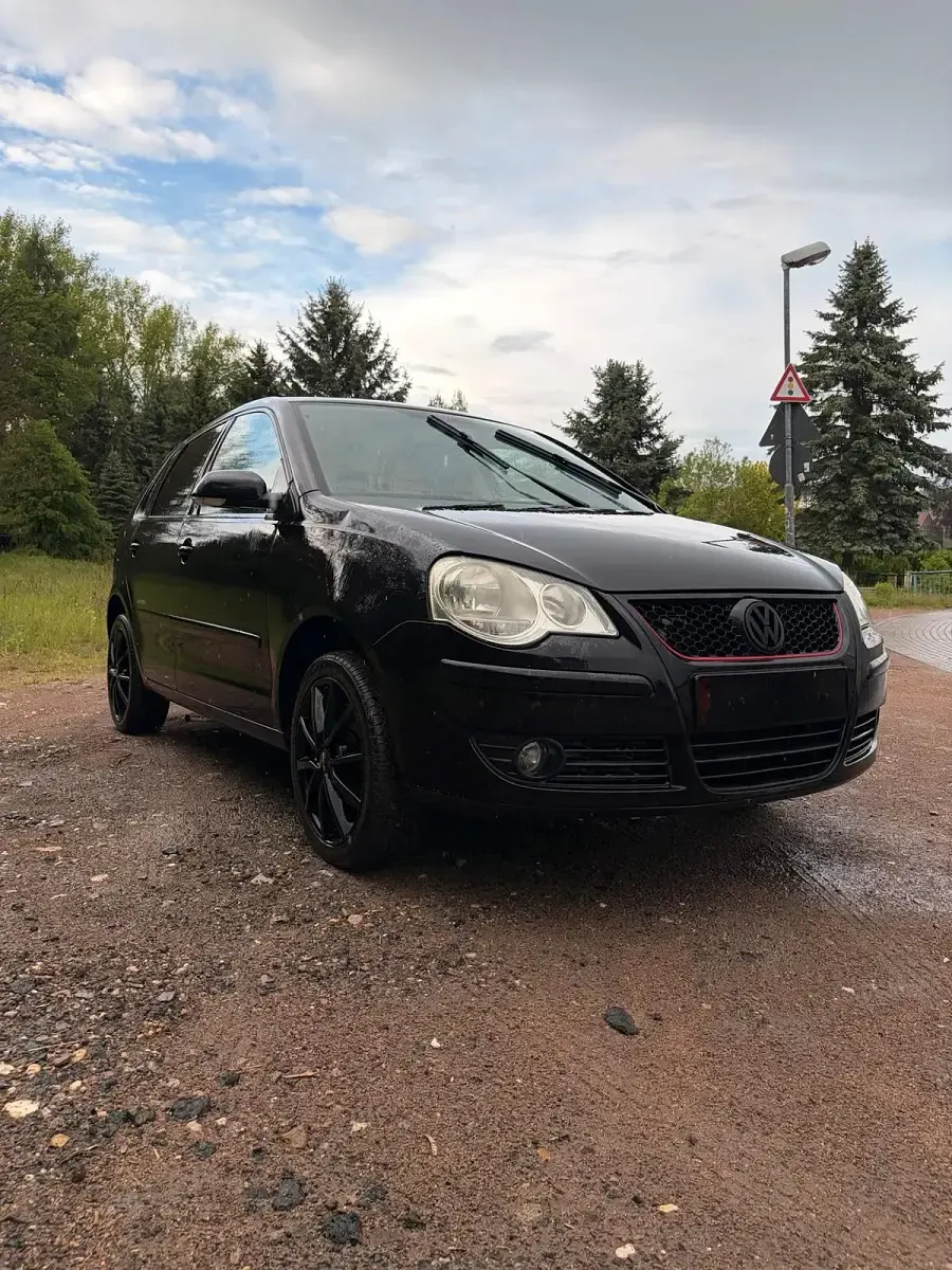 Gebraucht VW Polo 80 PS (58 kW) 2009 Schwarz Kleinwagen
